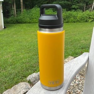Alpine yellow YETI Rambler 26oz